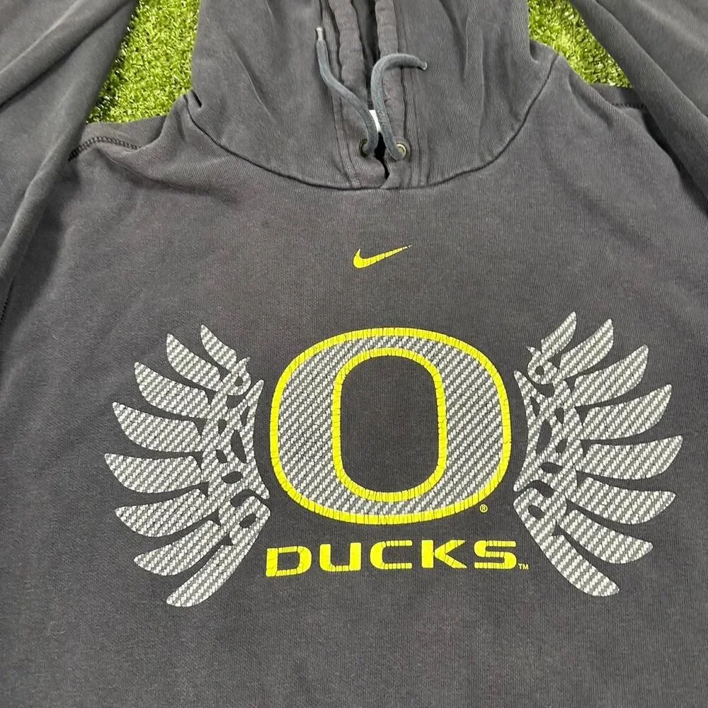 Nike Men's Navy and Black Hoodie
